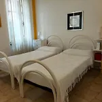 Basuetta In Historical Center With Ac Appartement
