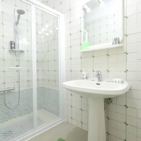 Basuetta In Historical Center With Ac 몬테로소 알 마레