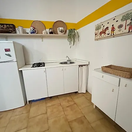 Basuetta In Historical Center With Ac
